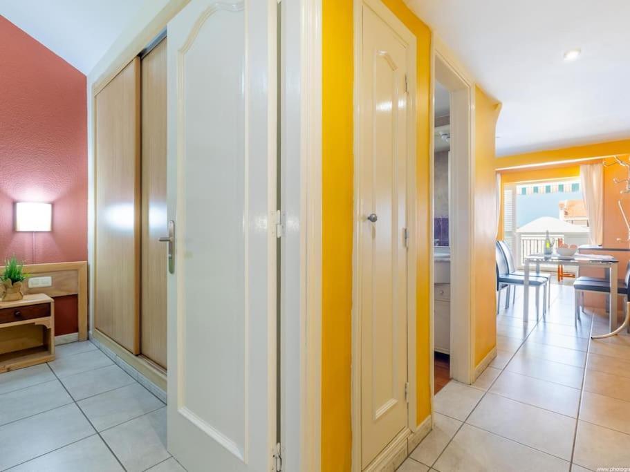 52 Vivid Chipeque Cristianos Apartment Los Cristianos (Tenerife)